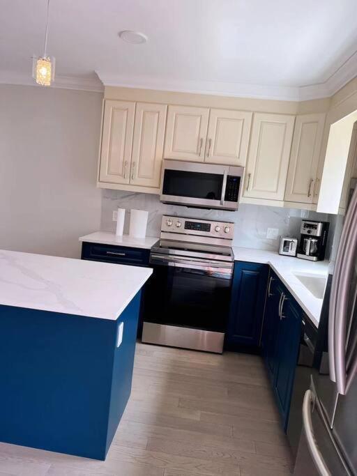 Brand New Luxury 3 Bedroom Townhouse Duncan Exteriér fotografie